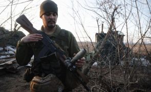 Ucrânia: Ofensiva russa no Donbass está a registar atrasos