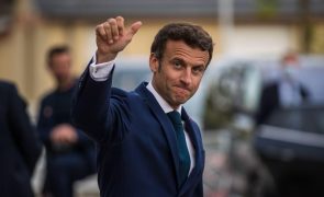 Macron toma posse para segundo mandato como Presidente francês no sábado