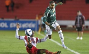 Palmeiras goleia e já está nos oitavos de final da Taça dos Libertadores
