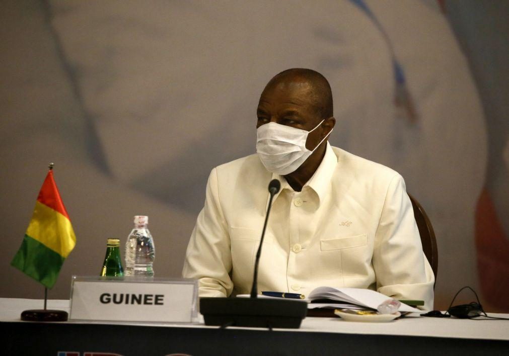 Justiça da Guiné-Conacri anuncia acusações contra ex-PR Alpha Condé
