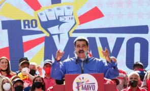 Nicolás Maduro quer renovar e simplificar estruturas do partido do Governo na Venezuela