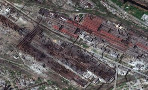 Ucrânia: Rússia intensifica ataques contra a fábrica Azovstal