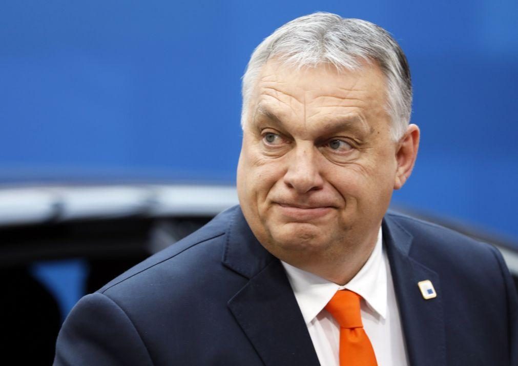 Hungria diz que sanções são uma 