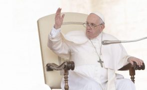 Papa diz que guerra sem sentido na Ucrânia ameaça o mundo inteiro