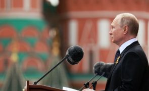 Ucrânia: Putin disse que as Forças Armadas russas combatem uma 