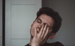 É este o número exato de horas que os adultos devem dormir