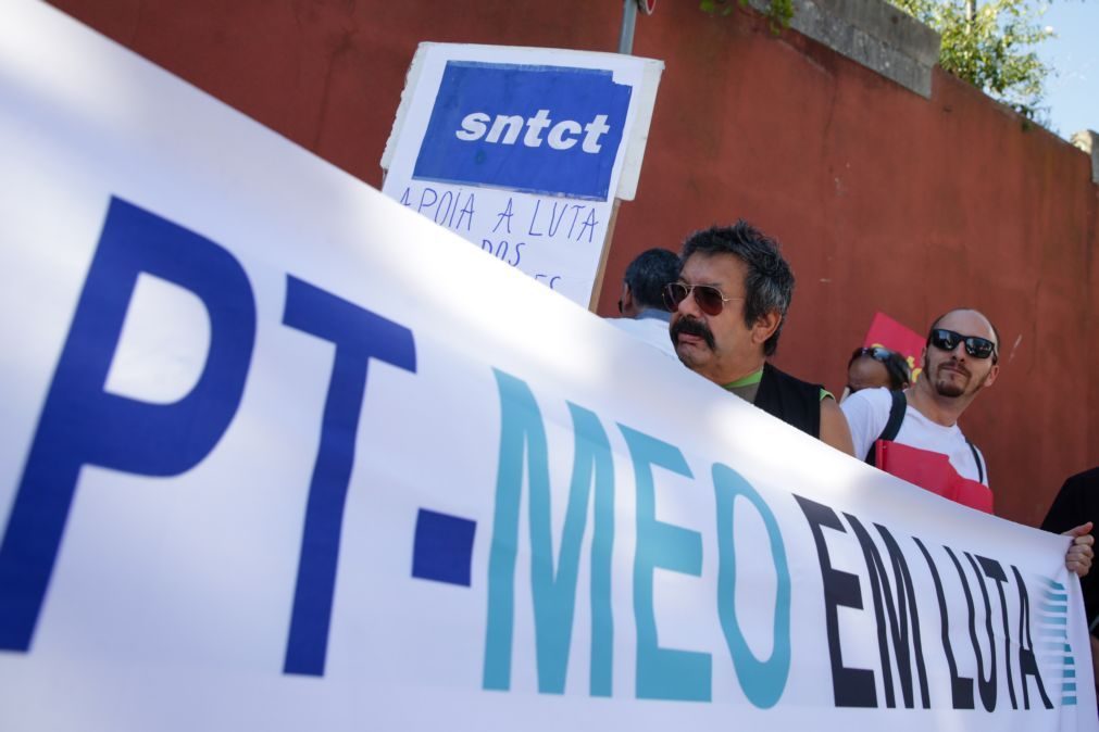 Representantes dos trabalhadores da PT/MEO marcam concentração para 5.ª feira no Porto