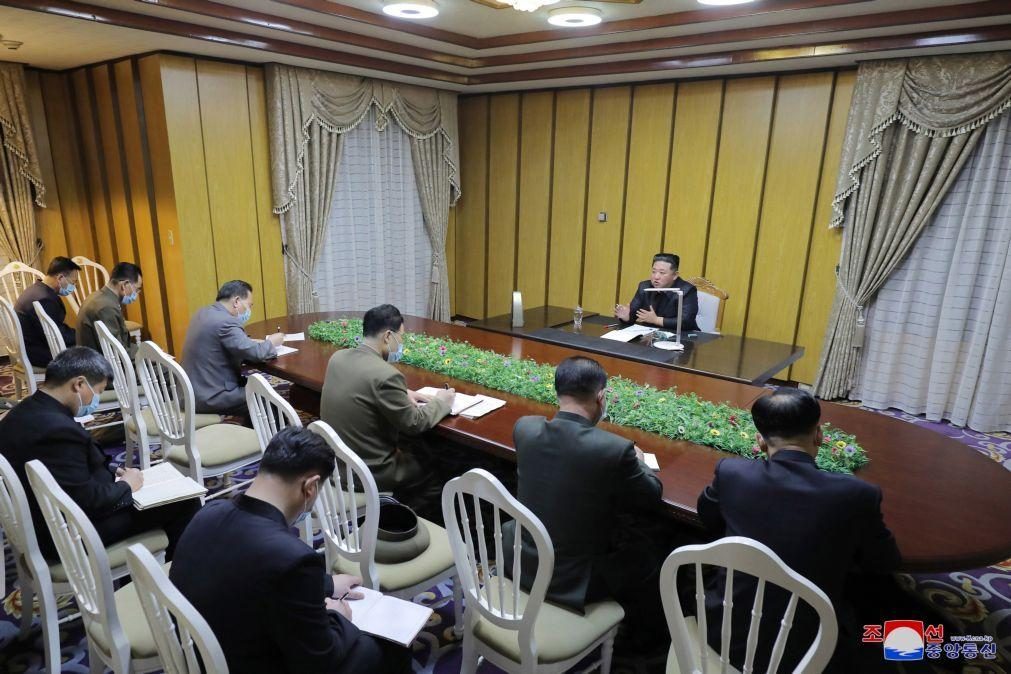 Covid-19: Coreia do Norte anuncia 21 novas mortes enquanto luta contra contágios