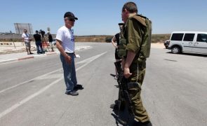 Israel reabre passagem para trabalhadores de Gaza após duas semanas do seu encerramento