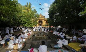Governo do Sri Lanka suspende recolher obrigatório devido a importante feriado budista