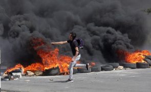Palestinianos assinalam a 'Nakba' em contexto de tensão com forças israelitas