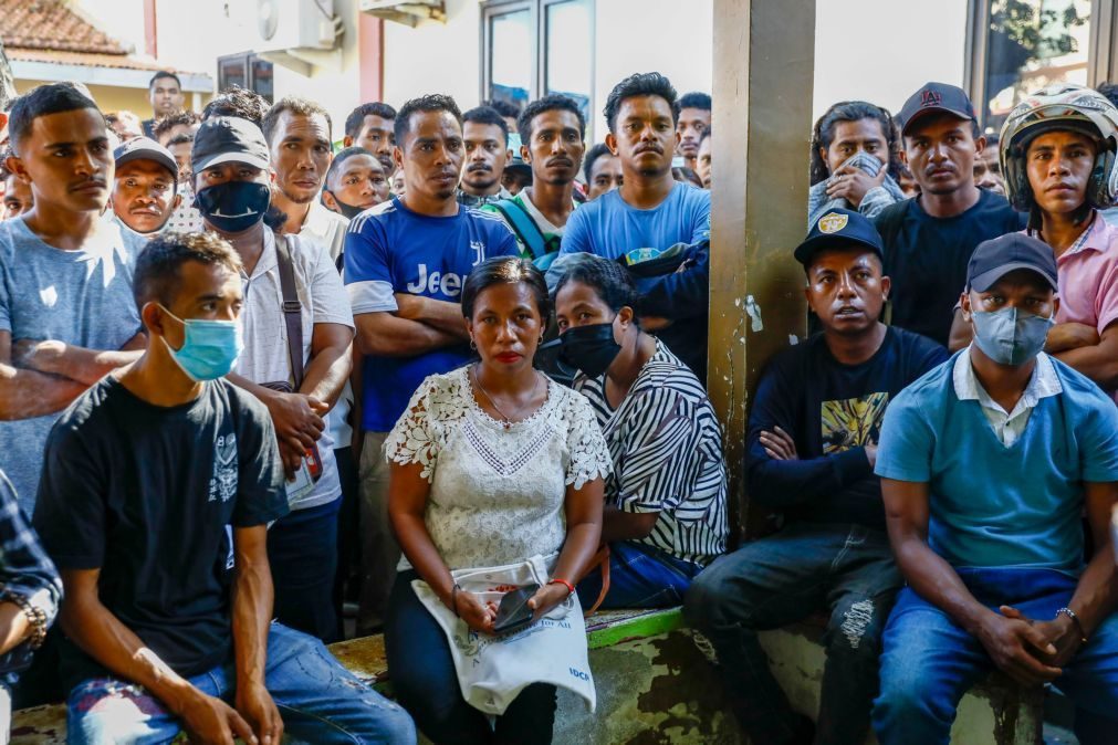 Timor-Leste/20 anos: A incessante busca pelo passaporte português e a saída do país