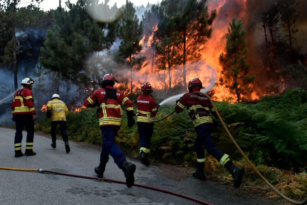 Proteção civil destaca cinco incêndios na manhã desta quinta-feira