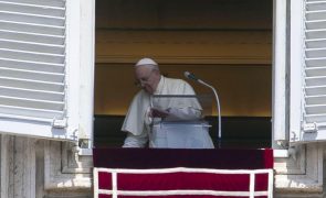 Papa Francisco pede aos líderes mundiais paz em vez de raiva