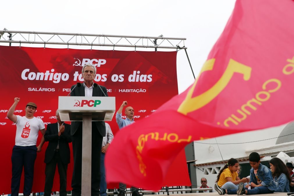 Jerónimo critica Governo por recusar aumentar salários e travar escalada de preços