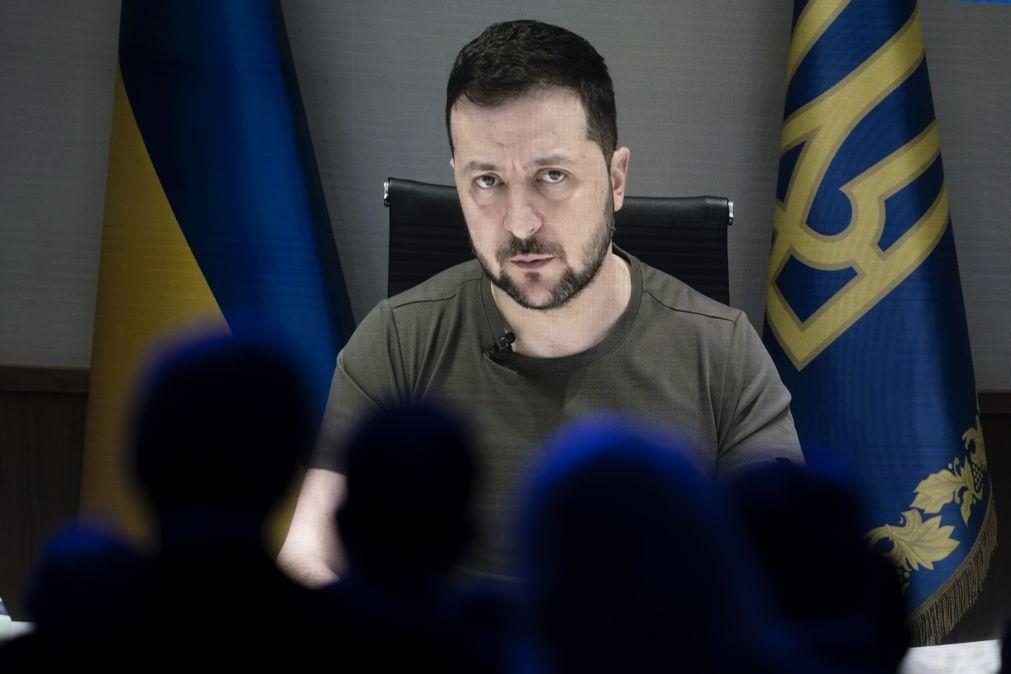 Zelensky diz que 87 pessoas morreram em bombardeamento russo no norte do país