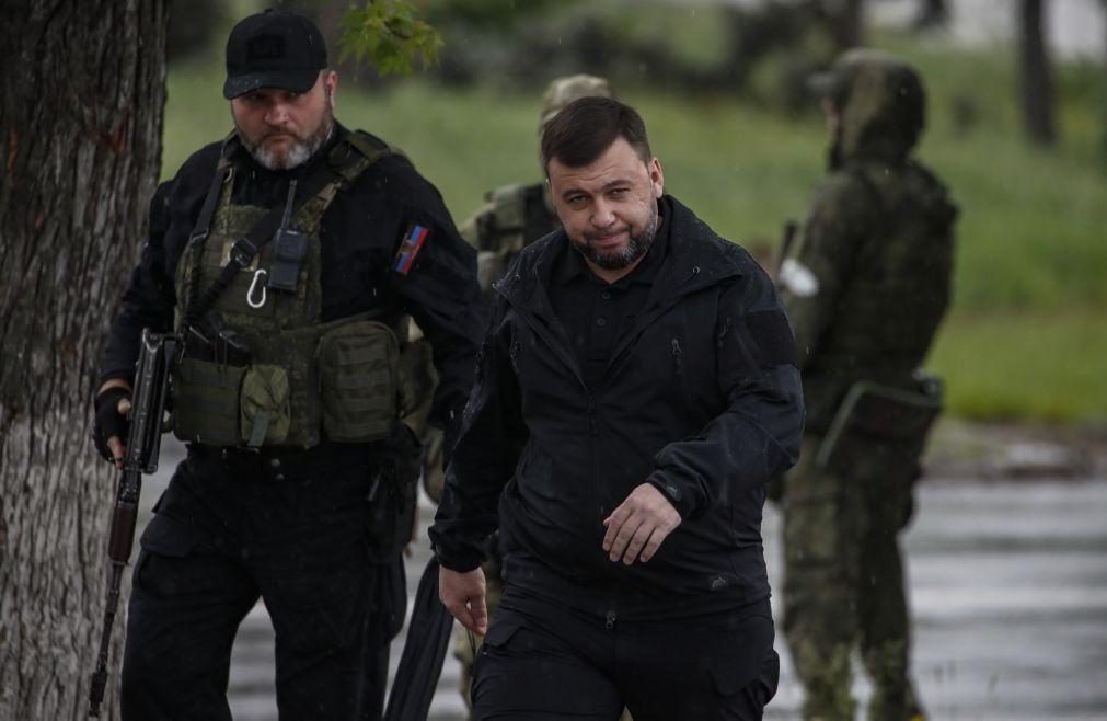 Militares de Azovstal estão presos em Donetsk, diz líder separatista