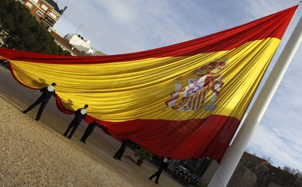 Espanha: Ministro da Cultura demite-se por envolvimento em caso de fuga ao Fisco