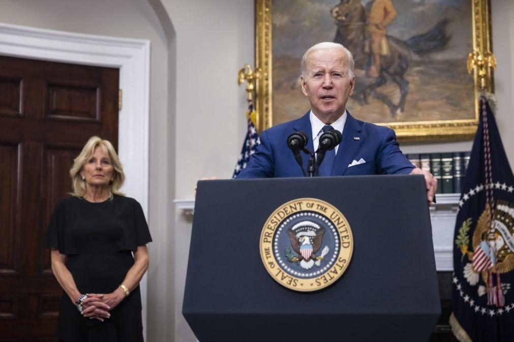 Joe Biden pede que país enfrente 'lobby' das armas (ATUALIZADA)