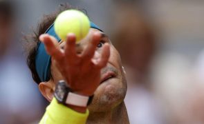Rafael Nadal bate Moutet e está na terceira ronda de Roland Garros