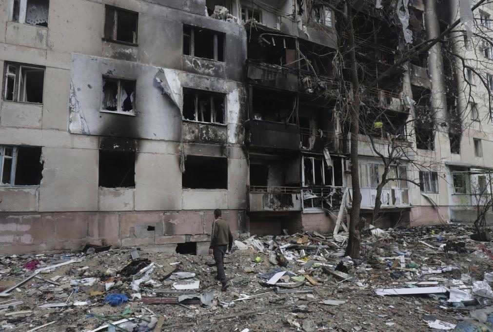 Ucrânia: Pelo menos 1.500 pessoas mortas em Severodonetsk e Zelensky acusa Rússia de “genocídio”
