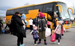 ACNUR pede quase 700 ME para refugiados da Ucrânia na Polónia