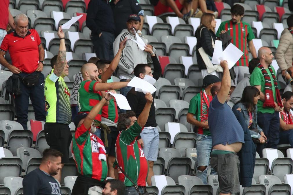 Marítimo abre as portas para adeptos acompanharem obras no estádio