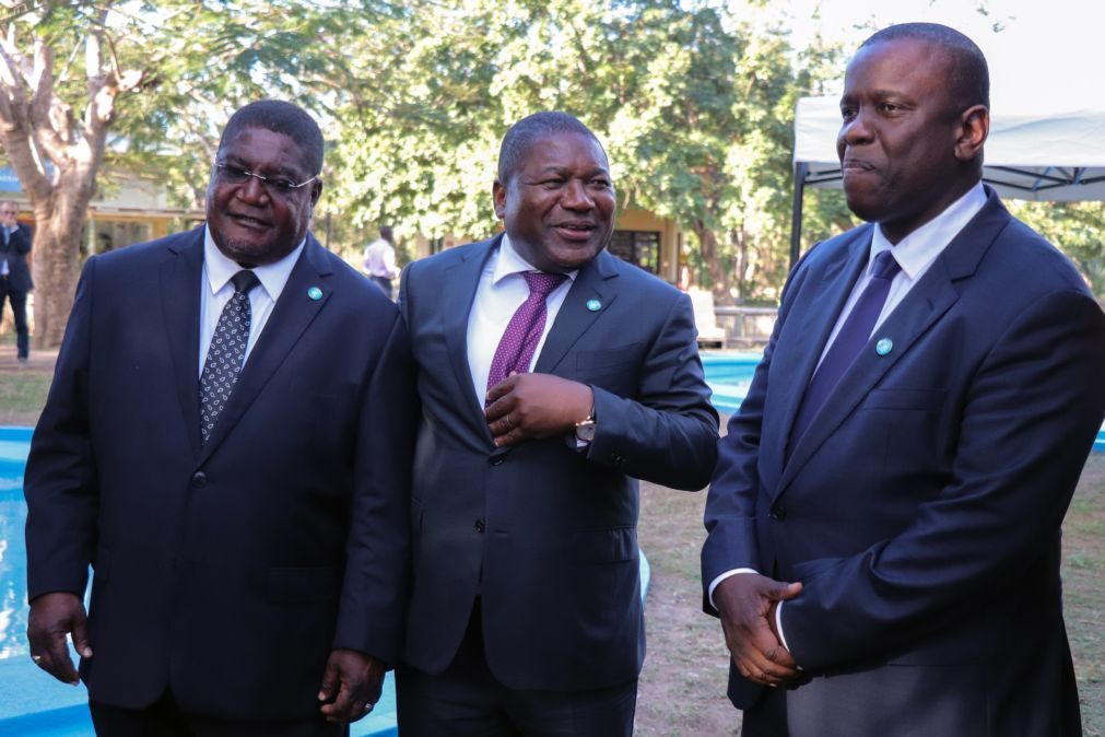 PR moçambicano diz que Renamo pode fechar bases militares até final do ano