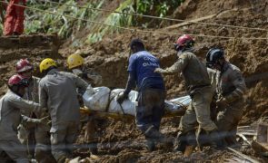 Sobe para 56 o número de mortos devido às fortes chuvas que atingiram Pernambuco