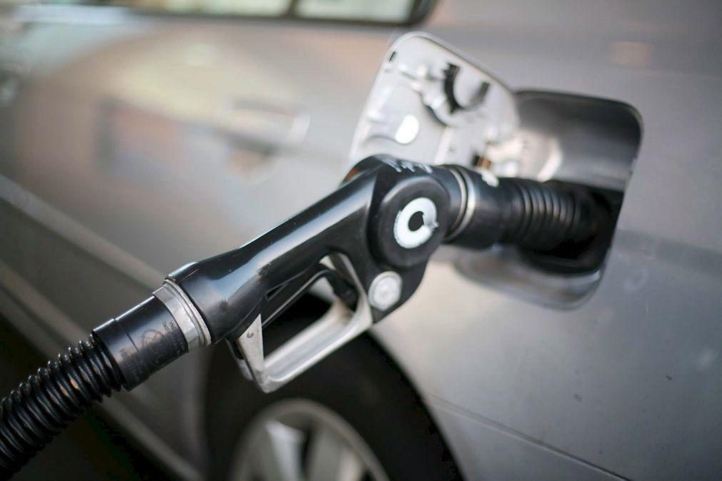 Gasolina vendida em média abaixo 2,2 cêntimos da referência da ERSE e gasóleo acima 0,5 cêntimos