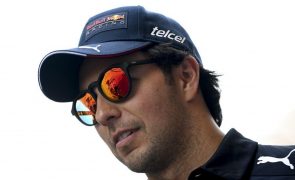 Piloto mexicano Sergio Pérez renova com a Red Bull até 2024