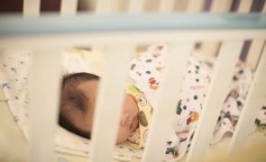 Novo teste genético para detetar doenças em bebés a partir da saliva