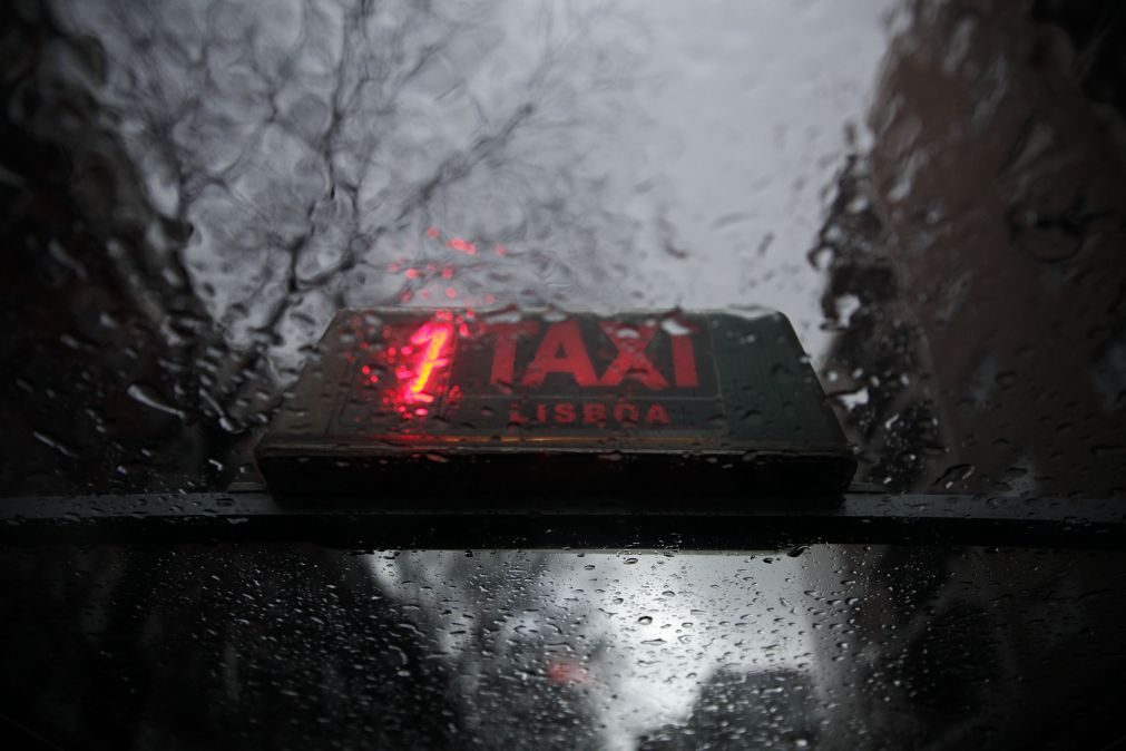 Atualização das tarifas dos táxis entra hoje em vigor