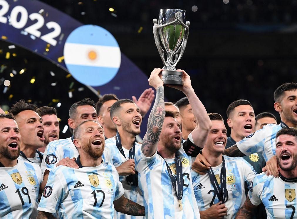 Argentina 'vulgariza' campeã europeia Itália e vence Finalíssima