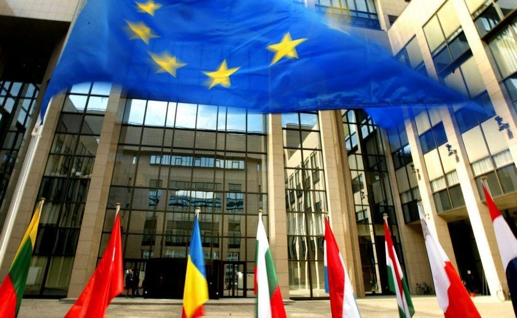 UE sanciona Bielorrússia e formaliza 6.º pacote de sanções à Rússia