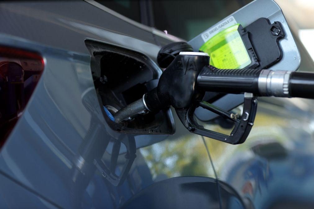 Gasolina vendida em média 0,8 cêntimos acima da referência da ERSE e gasóleo abaixo 0,2 cêntimos