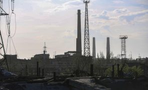 Kiev começou a receber corpos de soldados da fábrica Azovstal