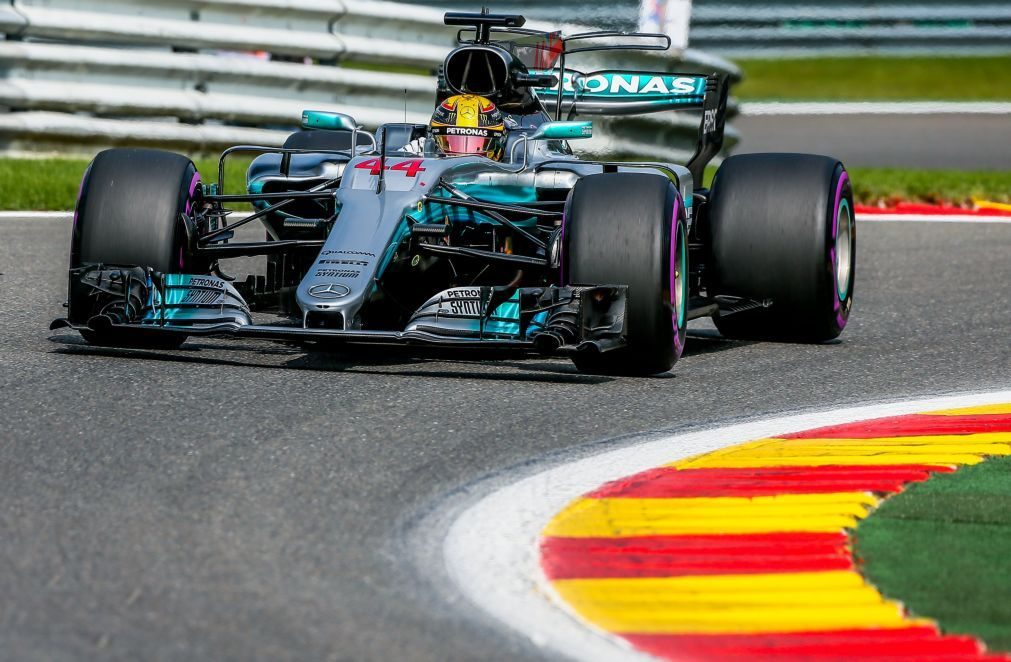 Hamilton conquista 'pole' para GP da Bélgica e iguala recorde de Schumacher