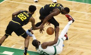 Celtics vencem na receção aos Warriors e voltam a liderar (2-1) final da NBA