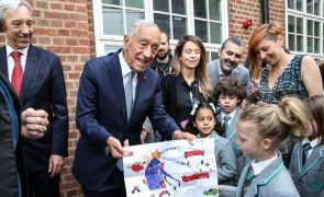 10 de Junho: Marcelo elogia investimento na educação bilingue das crianças lusófonas no Reino Unido