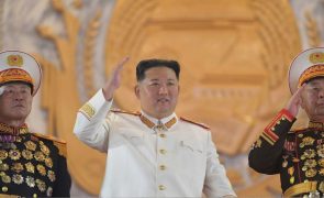 Líder norte-coreano expressa 