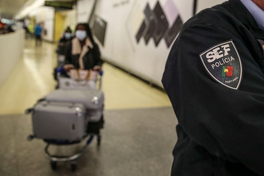 Passageiros dos Estados Unidos e Canadá passam a utilizar 'e-gates' nos aeroportos
