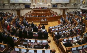 Parlamento acelera envio do OE2022 para Belém
