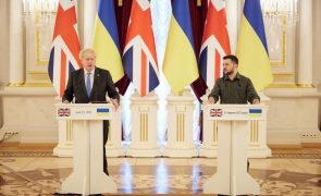 Reino Unido promete intensificar formação de soldados ucranianos