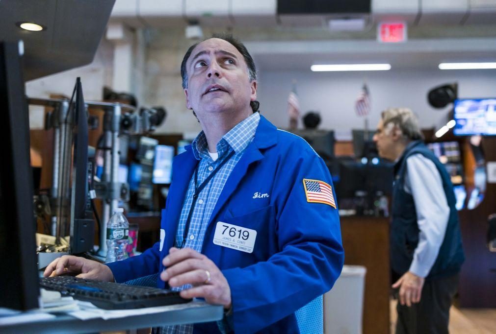 Wall Street fecha sem rumo e incapaz de recuperar da queda de quinta-feira