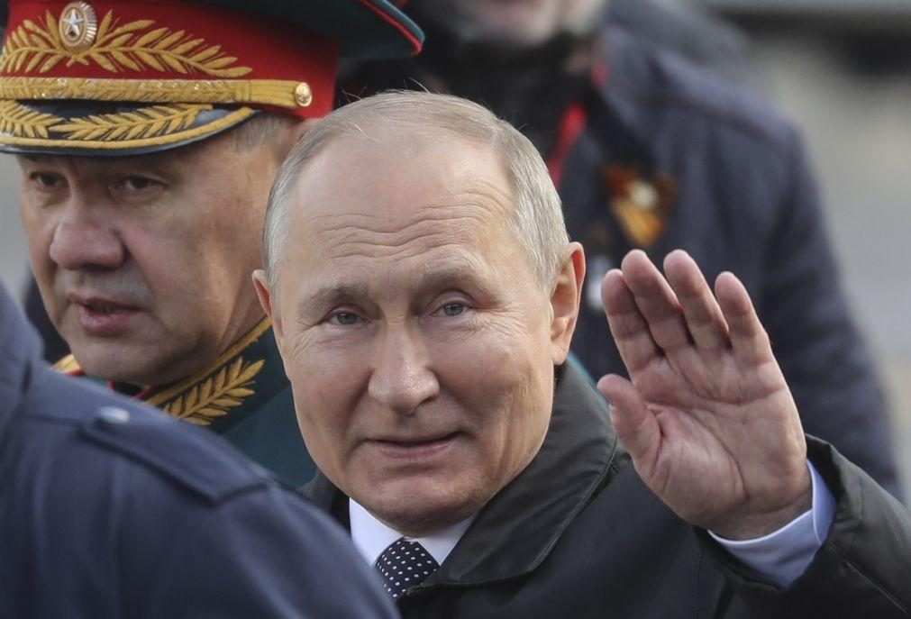 Rússia acusa UE de encorajar escalada de tensão com sanções a enclave