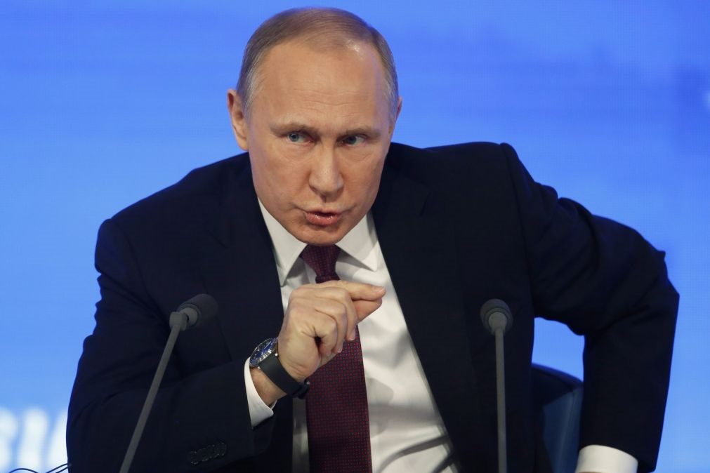 Putin promete partir os dentes a quem ameaçar integridade territorial russa