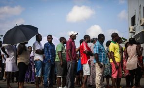 Metade dos eleitores angolanos têm menos de 35 anos e um terço da diáspora está em Portugal