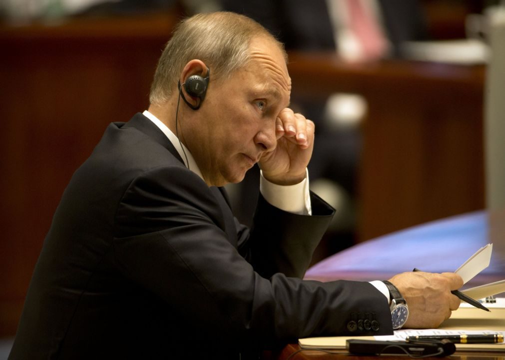Rússia ameaça reduzir número de funcionários diplomáticos americanos no país