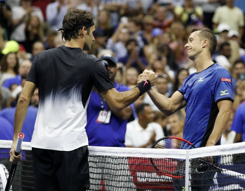 Federer 'despacha' Kohlschreiber e segue para os quartos de final do US Open de ténis